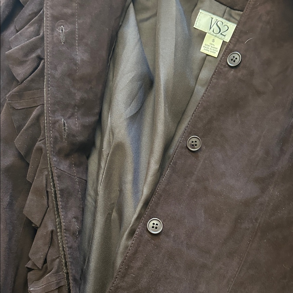 Elegant Brown Ruffle Blazer - Picture 8 of 9